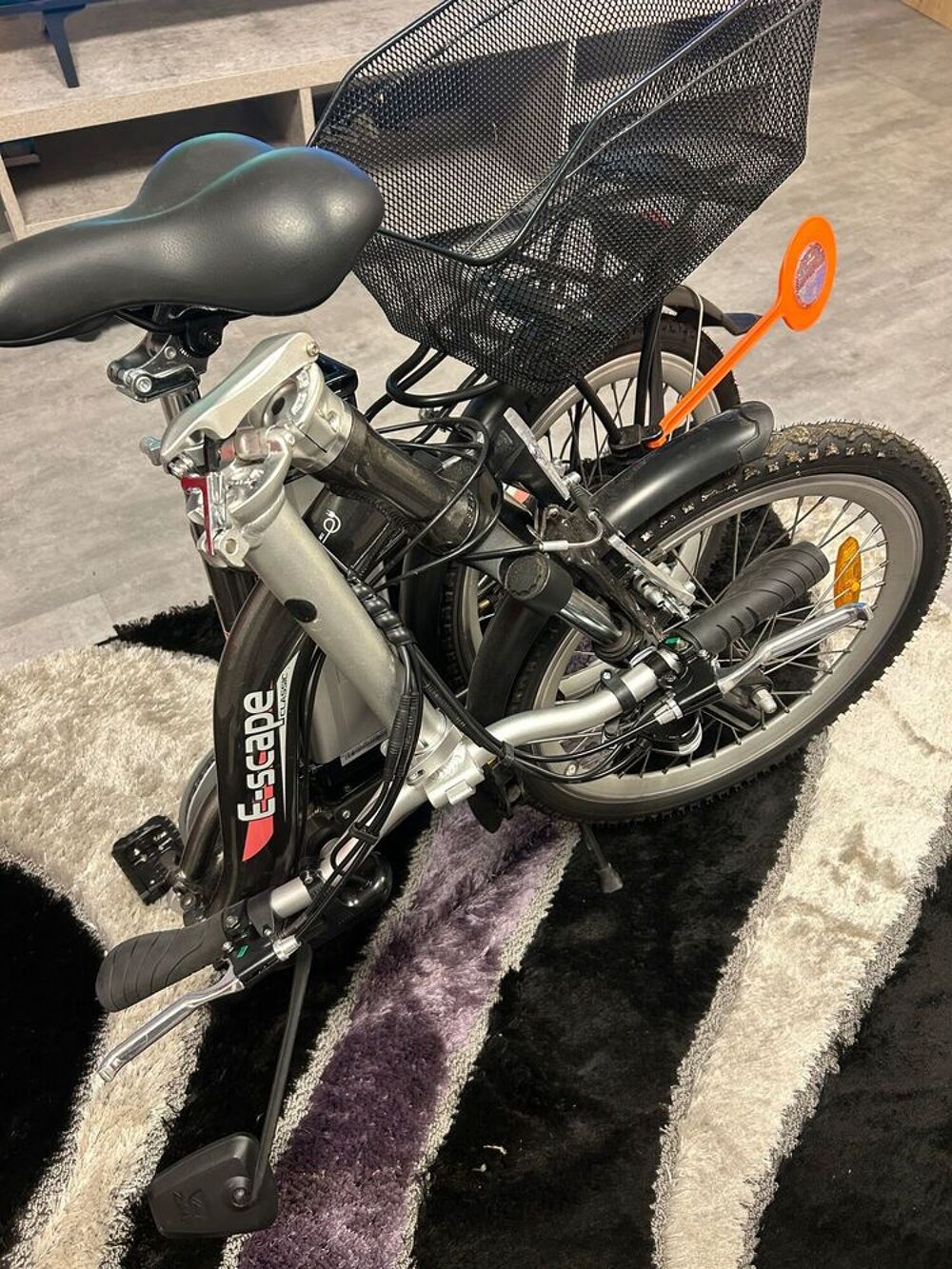 V&eacute;lo &eacute;lectrique pliable Sports