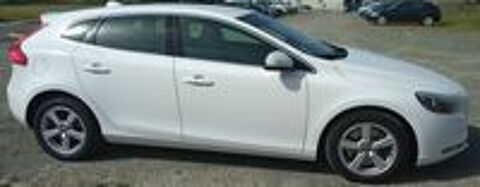 V40 178 CV 5cyl Momemtum geartronic 6 2012 occasion 85140 Les Essarts