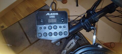 Batterie lectronique ALESIS Turbo 180 Plouzan (29)