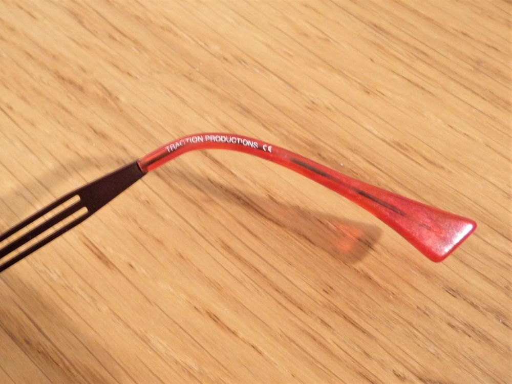 Monture/ Lunette de Vue Ronde Nylor en M&eacute;tal Rouge Bordeaux- Bijoux et montres