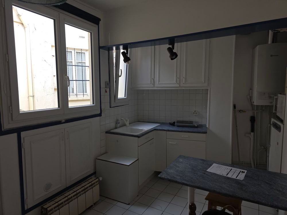 Location Appartement Studio de 25 m2. Dans le 12eme . Proche gare de Lyon. Paris 12