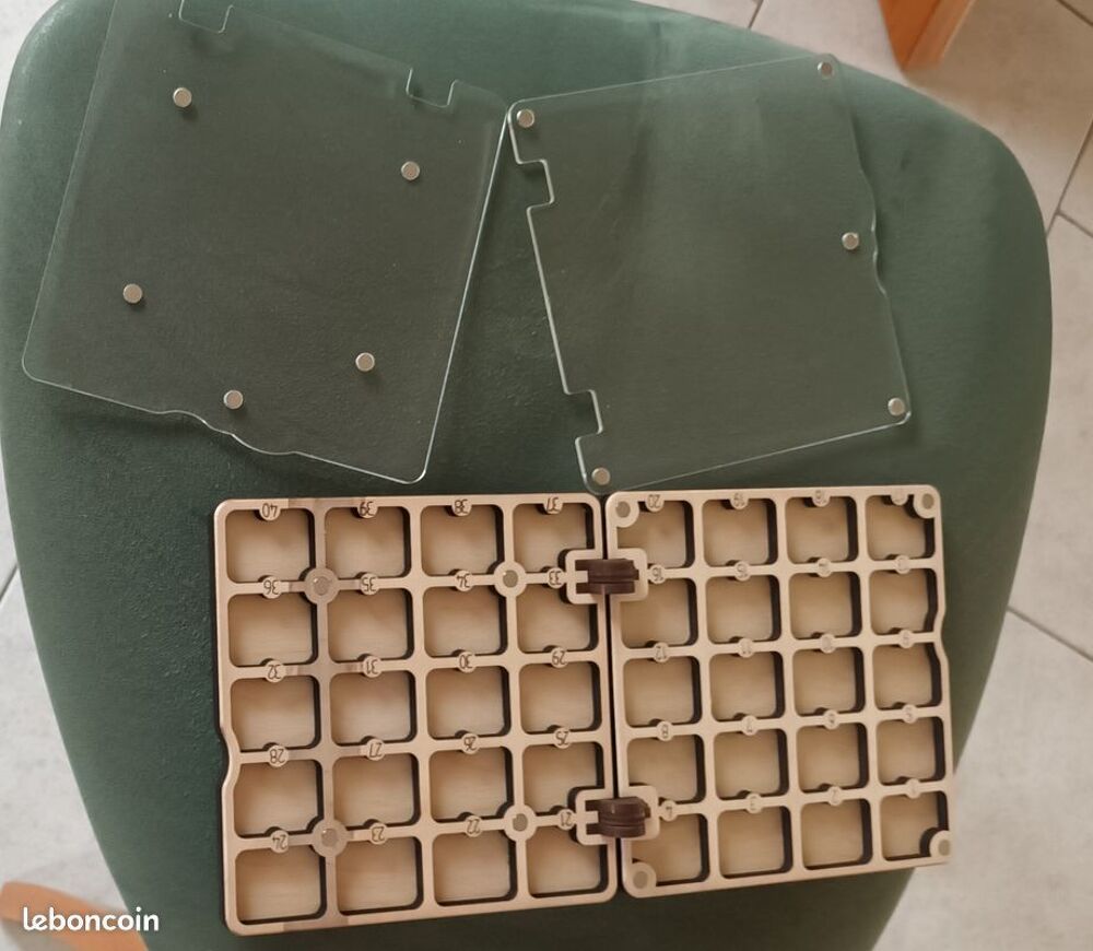 Organiseur de perles en bois 40 cases Neuf Décoration