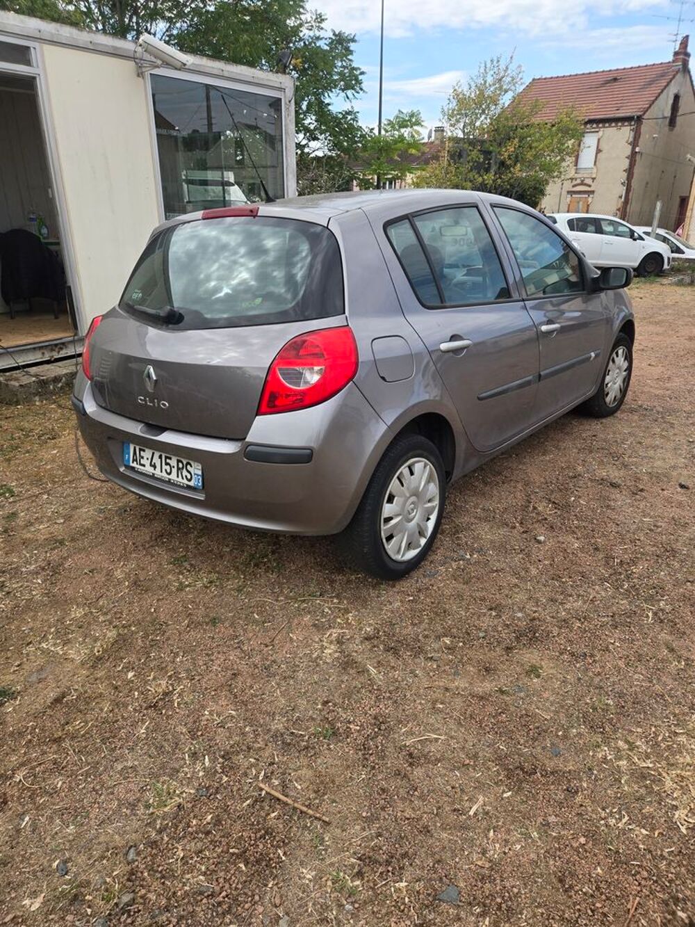 Clio III Clio 1.5 dCi 105 eco2 Dynamique 2008 occasion 03100 Montlu&ccedil;on