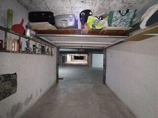  Parking / Garage  vendre 12 m