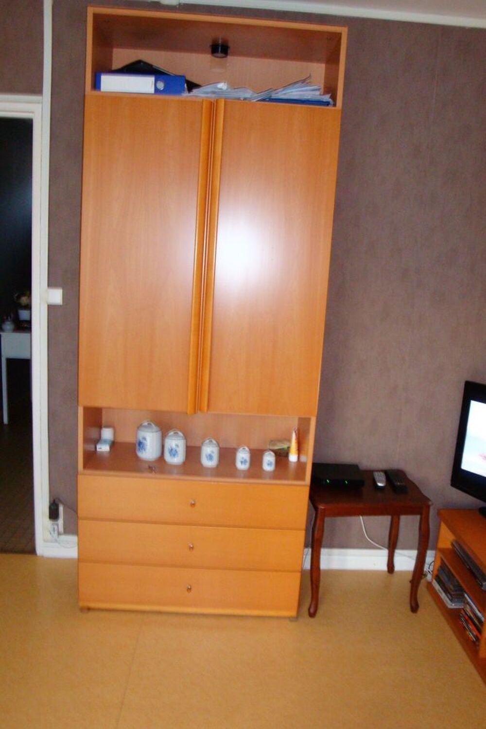A vendre meubles de s&eacute;jour et d'appoint Meubles