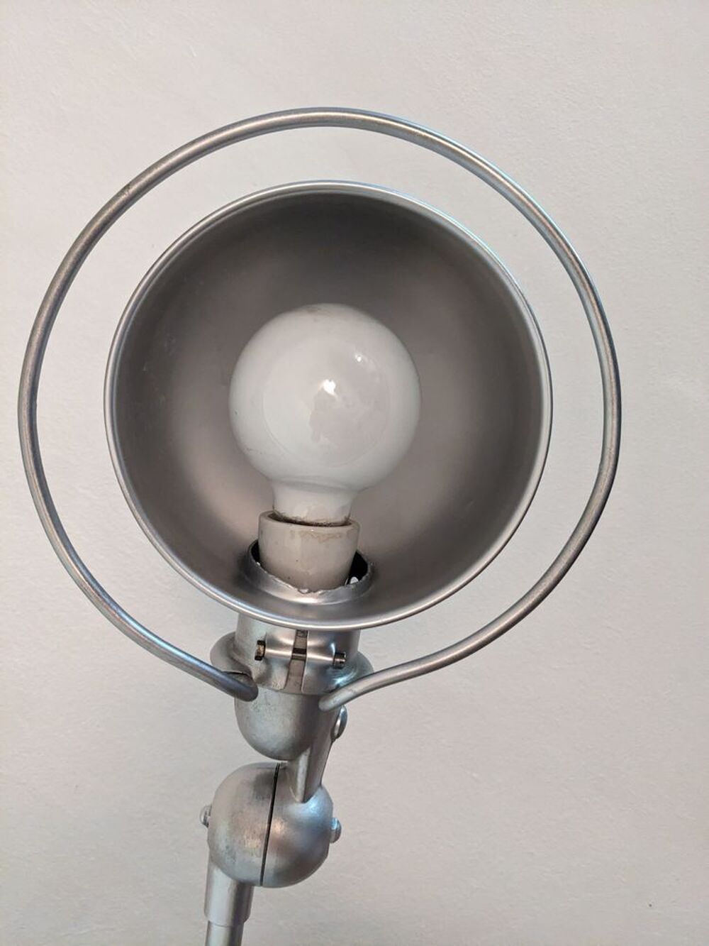Lampadaire jielde 4 bras enti&egrave;rement r&eacute;nov&eacute;, magnifique d&eacute;ca Décoration