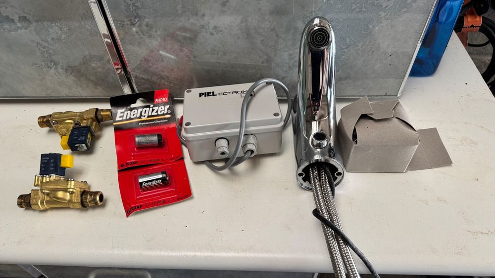 ROBINET LAVABO A OUVERTURE PAR DETECTION INFRAROUGE PIELECTR Bricolage