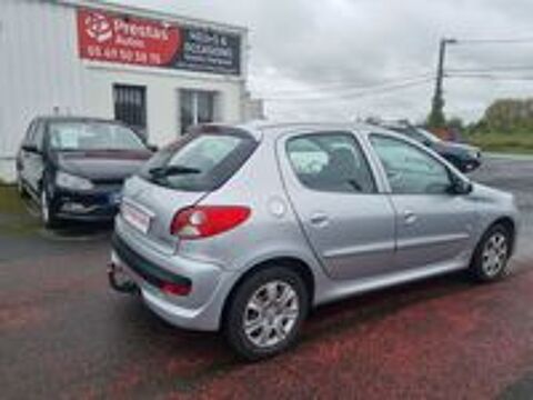 206 + 1.4 HDi 70ch FAP BLUE LION Urban Move 2012 occasion 86600 Coulombiers