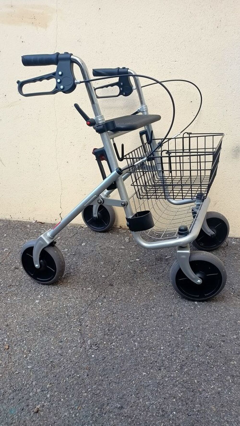 deambulateur reglable avec panier Vélos