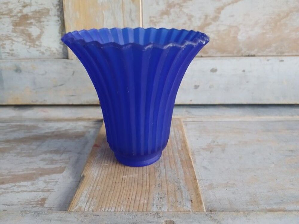 Ancienne Tulipe de Lampe Verre Bleue Cobalt Drap&eacute; Pliss&eacute; 
