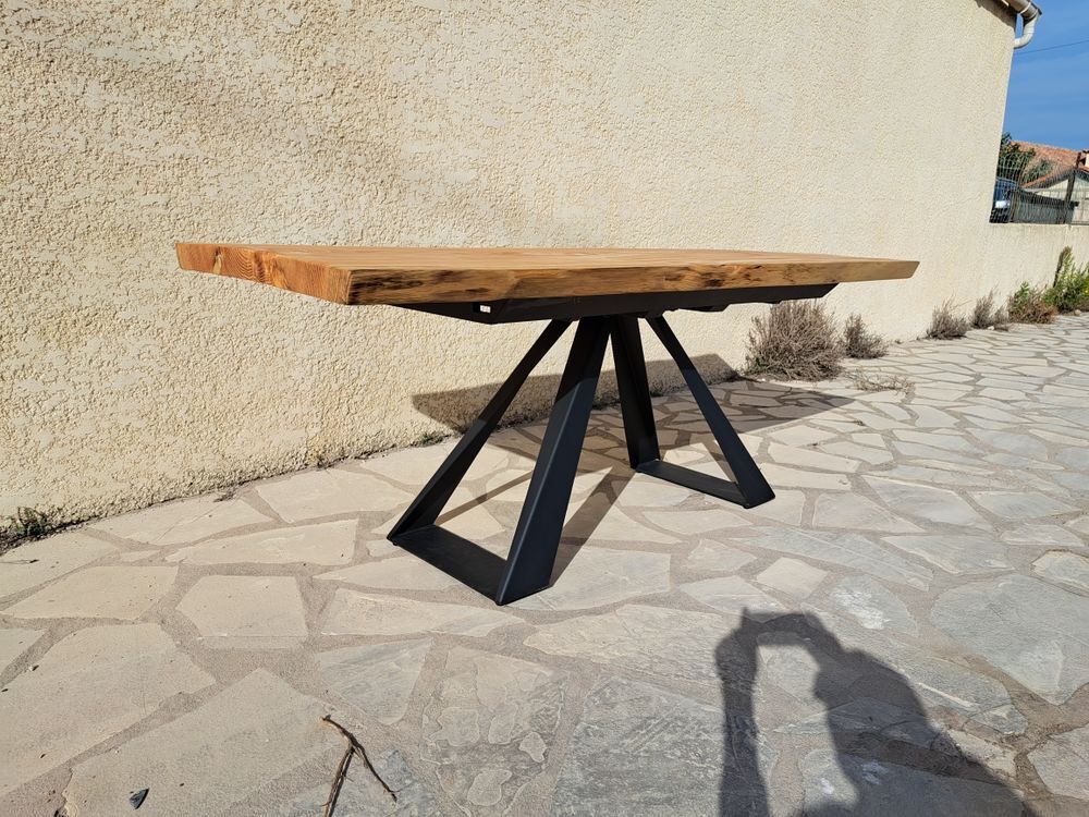 table bois massif style industriel Meubles