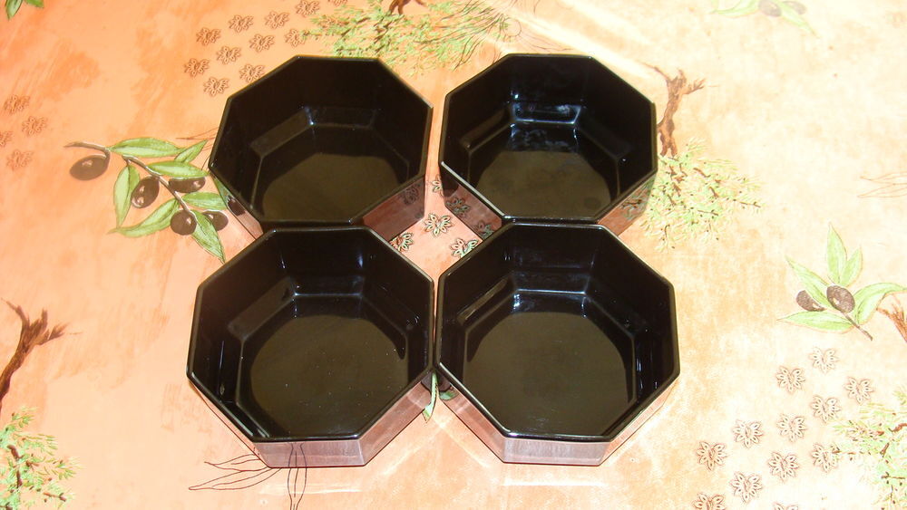 tr&egrave;s beau service de table Cuisine