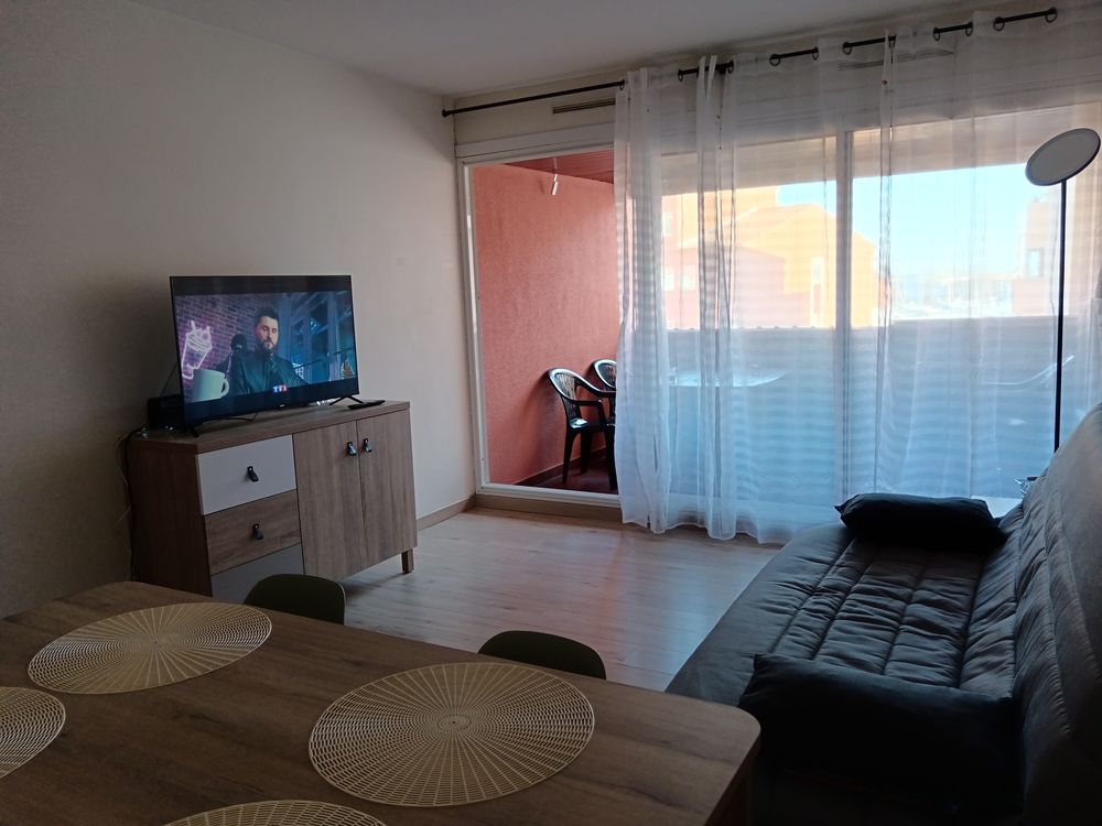   appartement centre port Languedoc-Roussillon, Le Cap D Agde (34300)