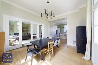 Maison à vendre 10 pièces 285 m²