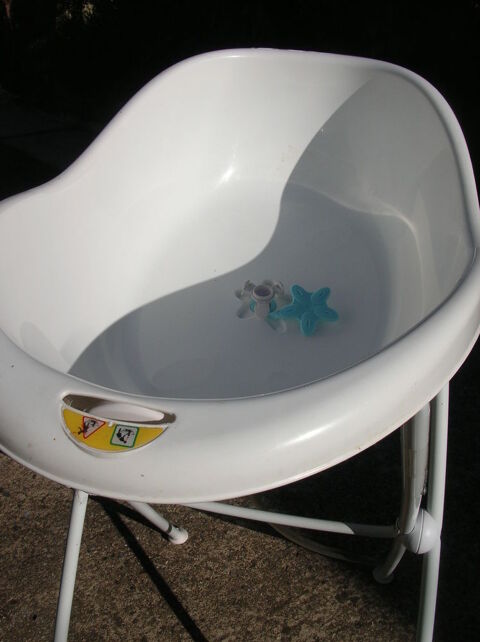 baignoire pour bébé sur pieds pliables 25 Lamalou-les-Bains (34)