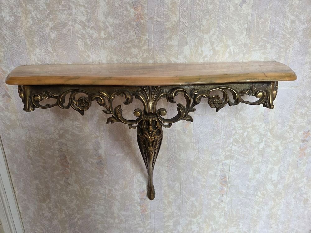 &eacute;tag&egrave;re en bronze Meubles