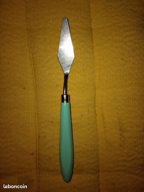 spatule pour peindre Beauchamp (95)