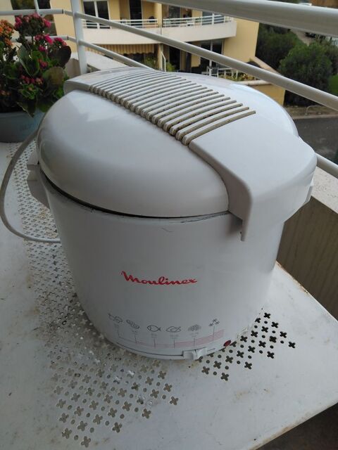 Friteuse �lectrique 23 Mont�limar (26)