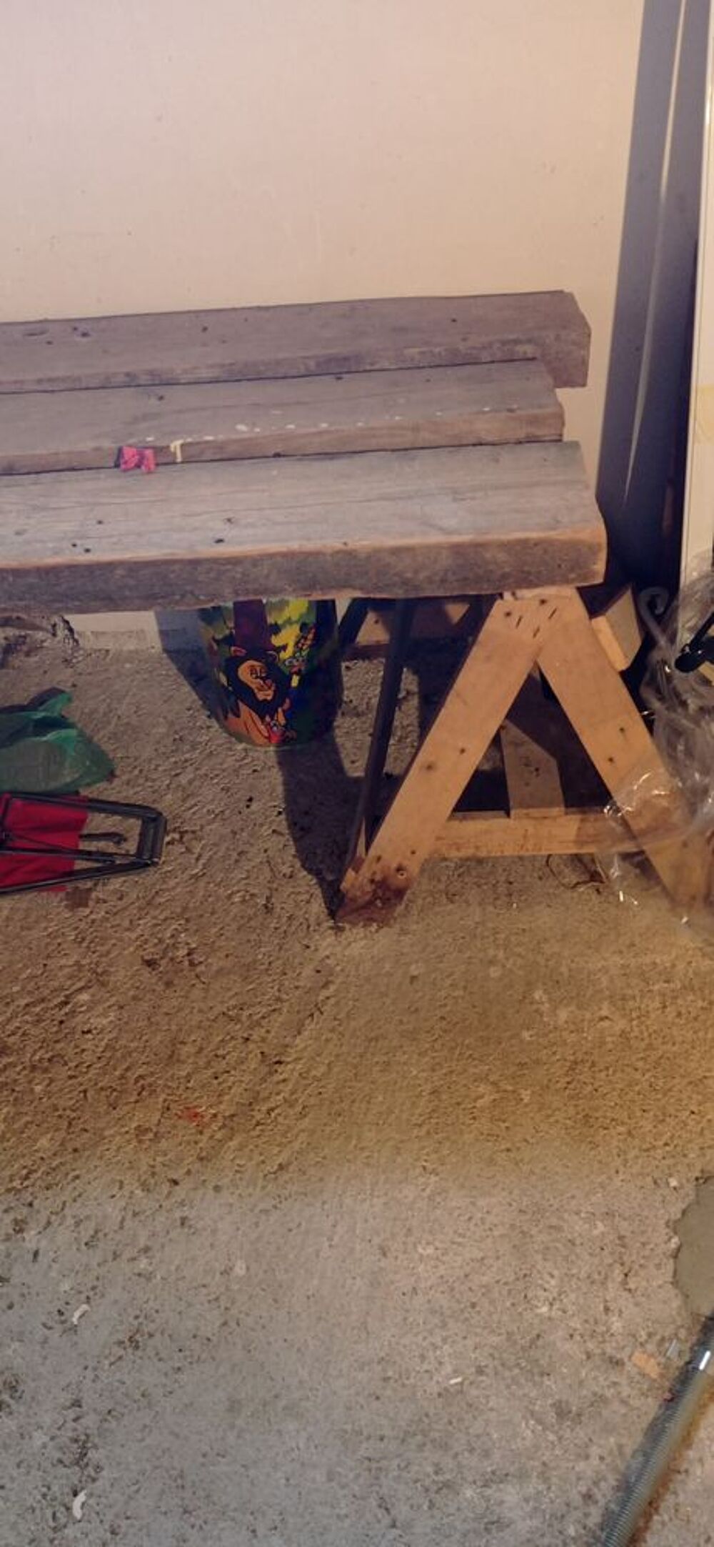 ETAGERES SUR SUPPORT Bricolage