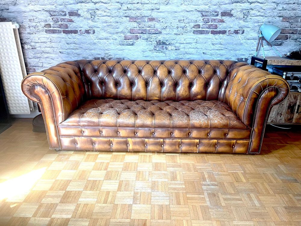 Canap&eacute; Chesterfield cuir vintage de collection (1988) ? Bois Meubles