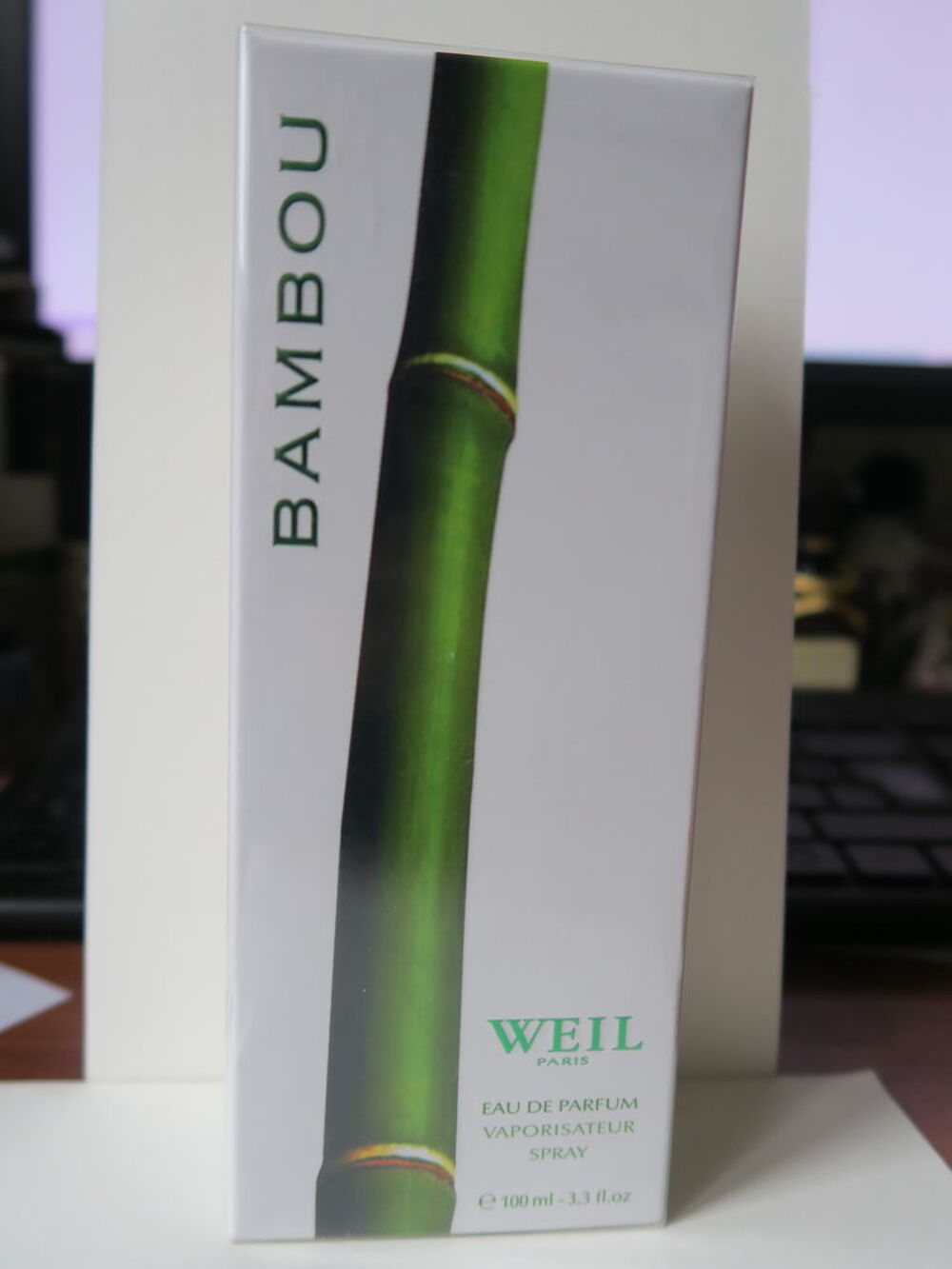 Flacon de parfum Bambou de Weil
