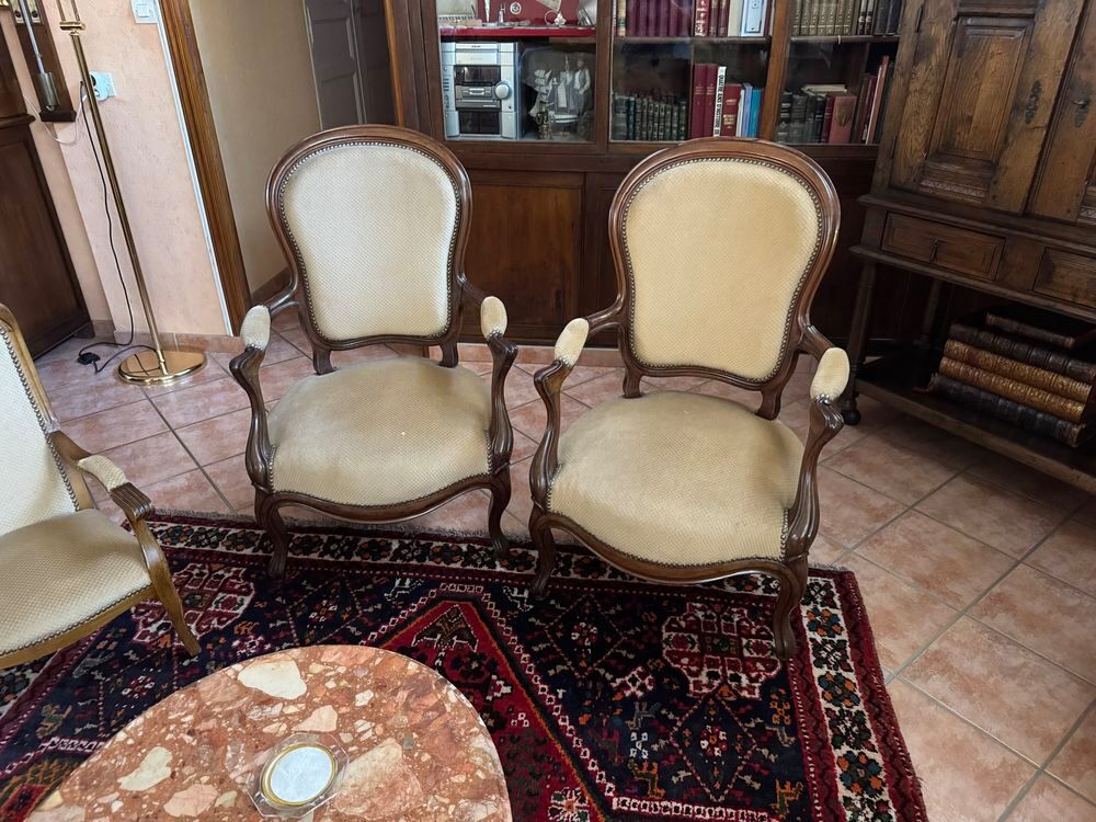 Salon fauteuils canap&eacute; bon &eacute;tat de style Meubles