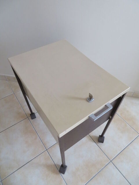 MEUBLE BUREAU METALLIQUE Sartrouville (78)