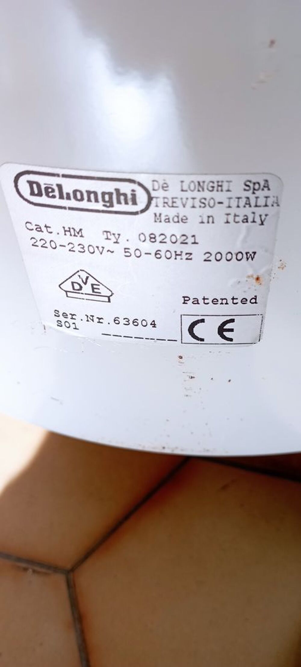 Radiateur &agrave; bain d'huile Delonghi Electroménager