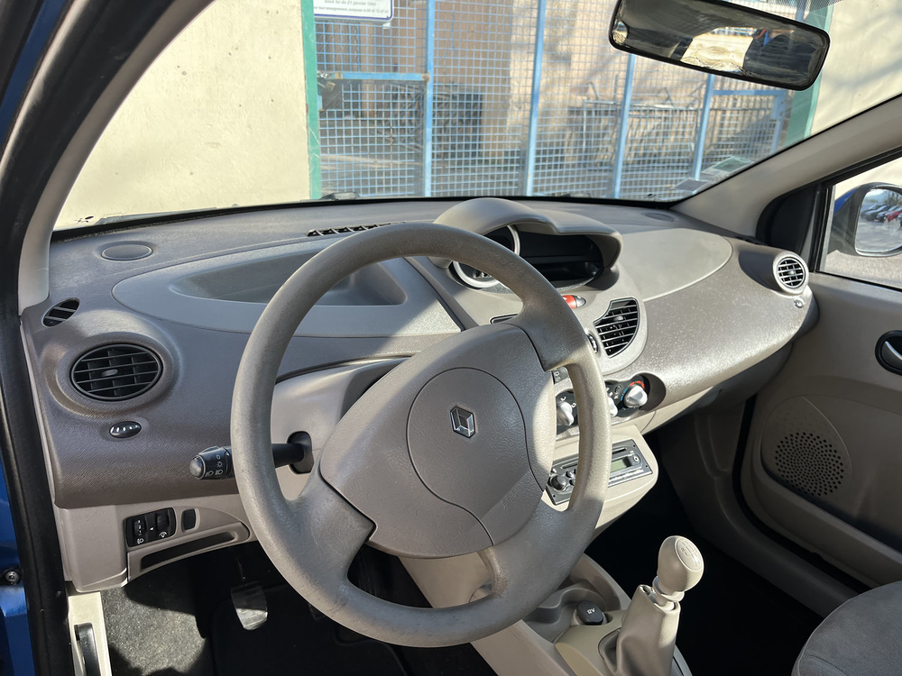 Twingo II 1.2 LEV 16v 75 115g eco2 Dynamique 2010 occasion 13780 Cuges-les-Pins