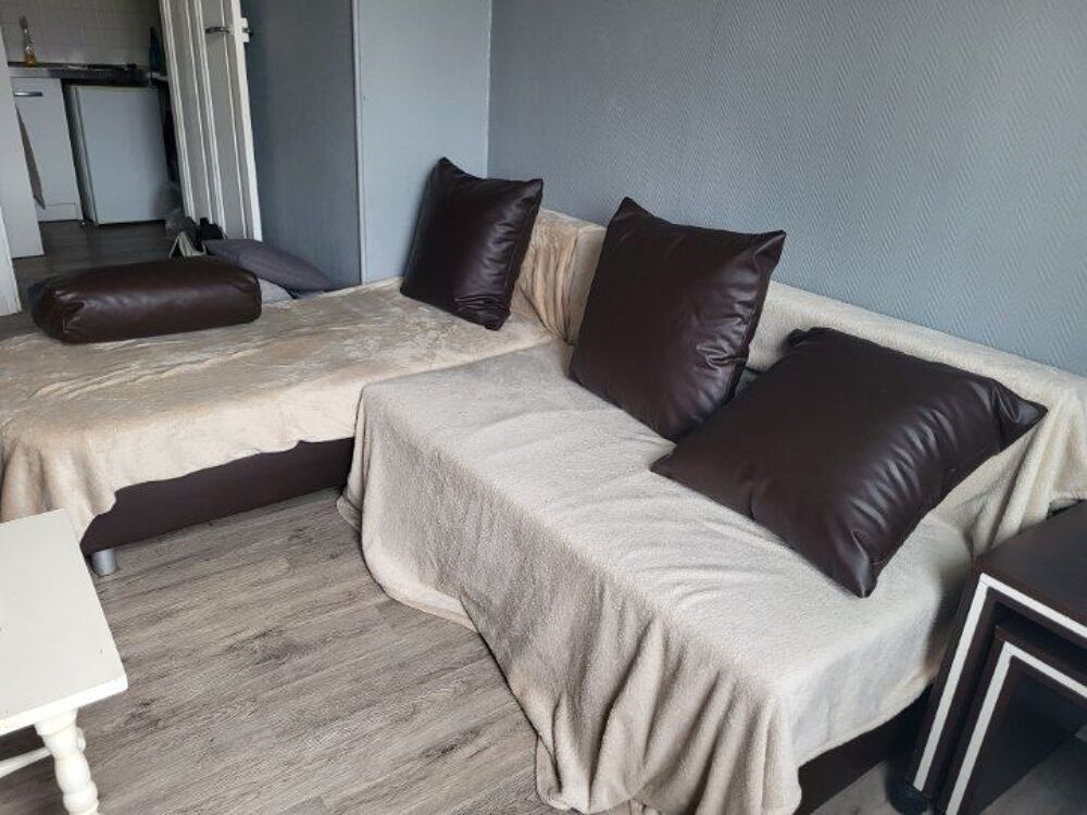 chambre et canap&eacute; Meubles
