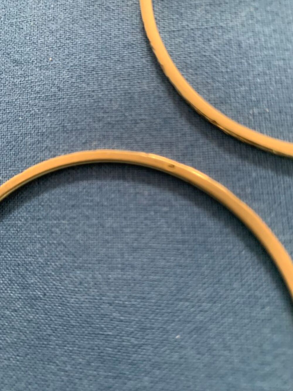 MAGNIFIQUES : 7 JONCS ( BRACELETS) CISEL&Eacute;S EN OR PLEIN Bijoux et montres