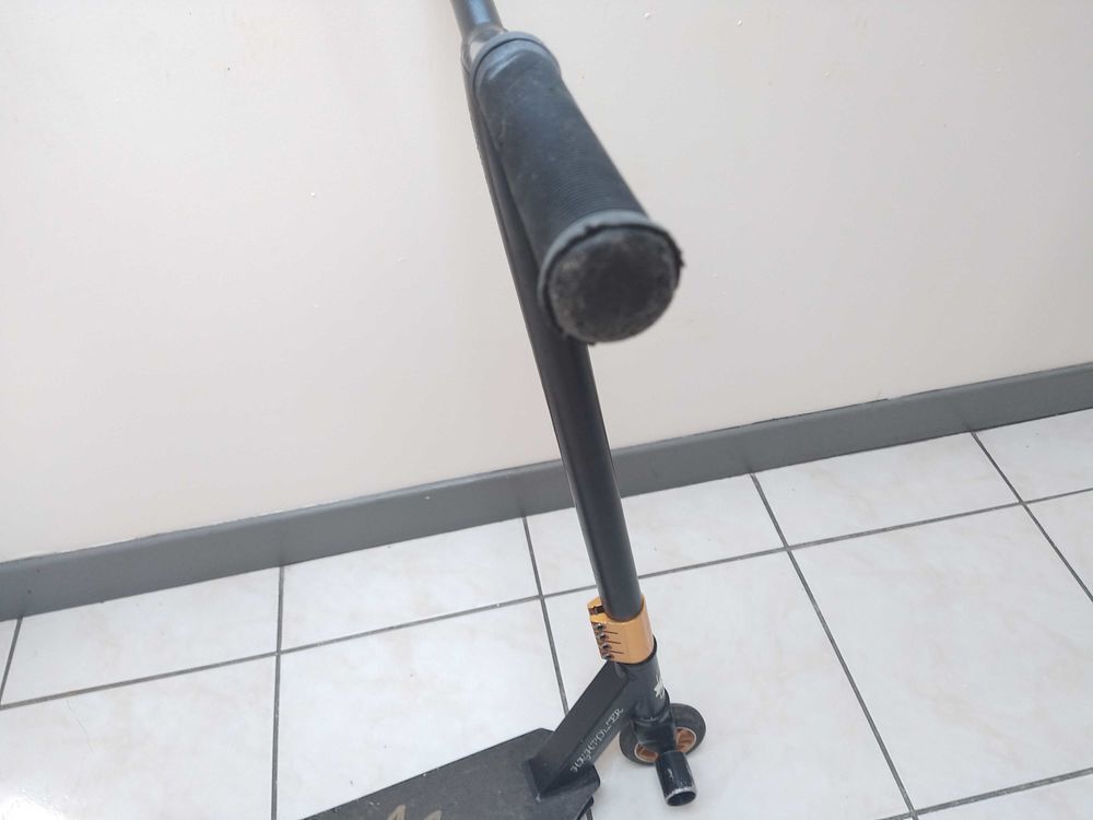 trottinette pour enfant high roller story Sports