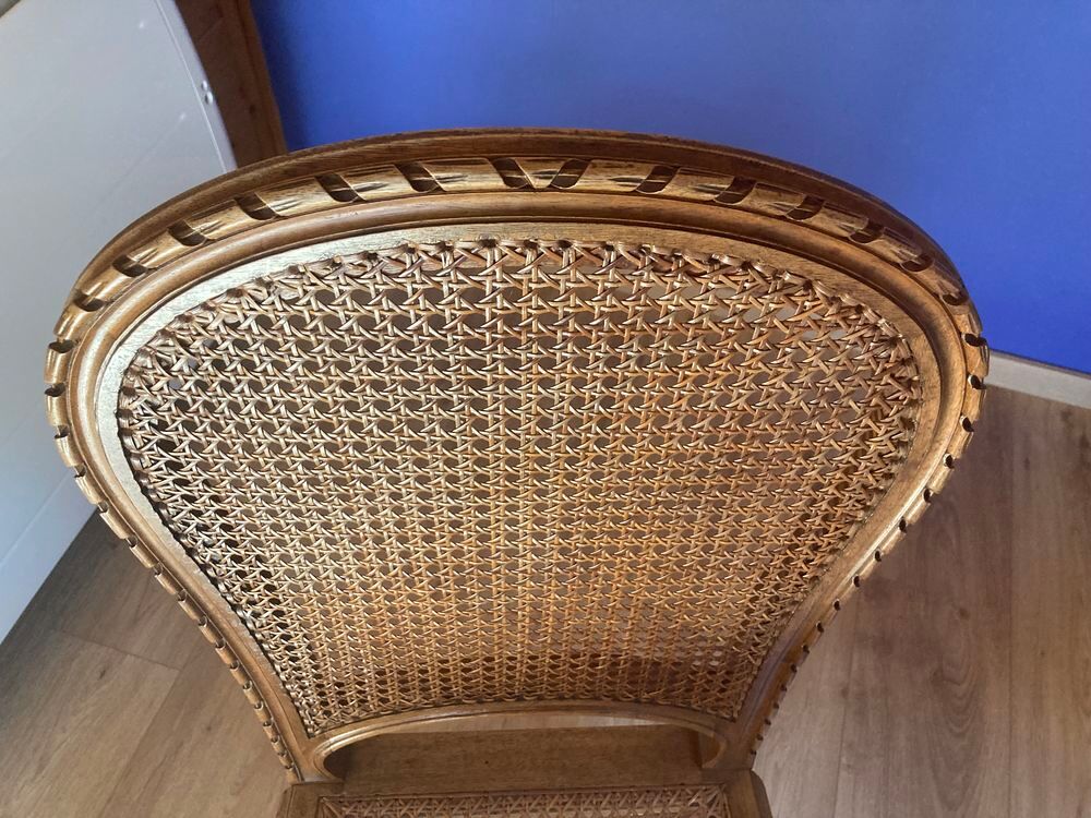 Chaises en noyer style LOUIS XVI Meubles