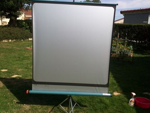 cran de rtroprojection. TBE 20  20 Saint-Paul-des-Landes (15)