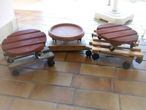 supports � roulettes pour bacs fleurs 20 Besan�on (25)