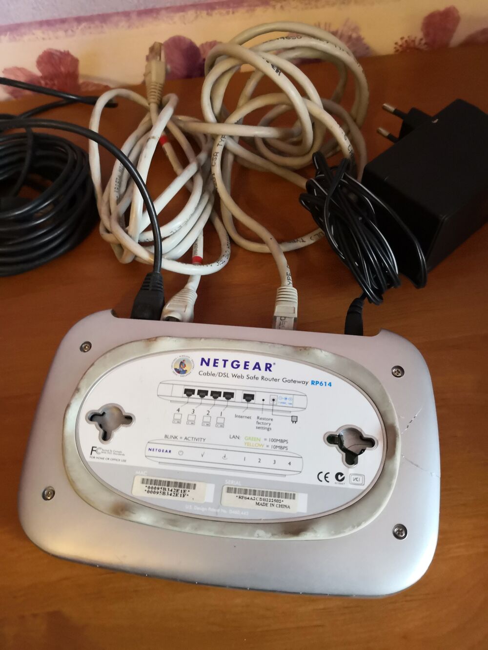 ROUTEUR NETGAR RP614 Matériel informatique