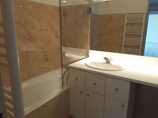  Appartement � louer 2 pi�ces 55 m� Avignon