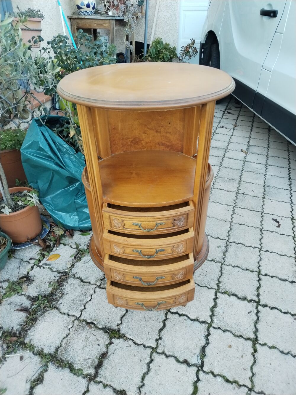 Meuble cabinet rond 4 pieds Meubles