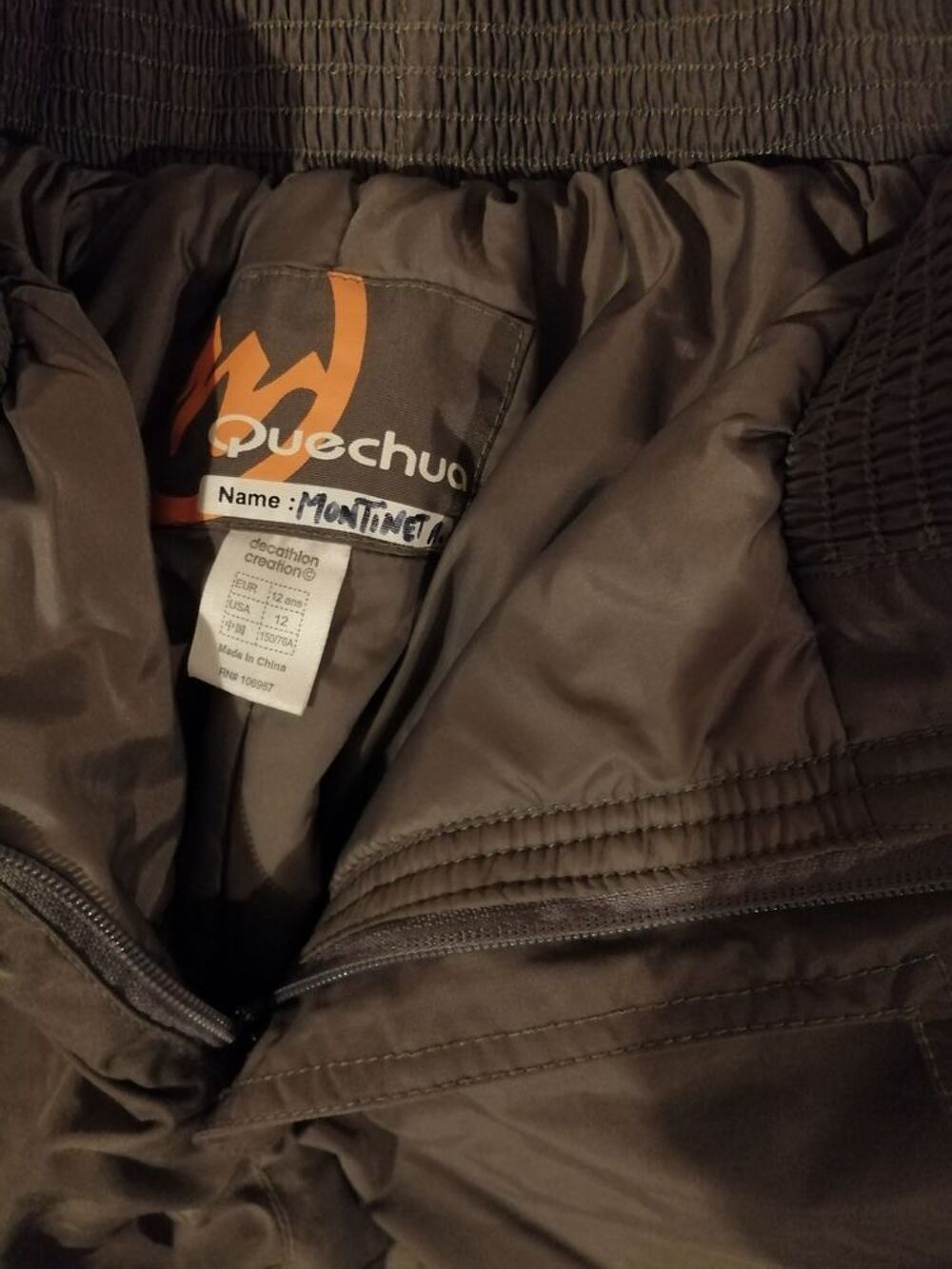 Pantalon de ski gris taille 12 ans gar&ccedil;on. Bon &eacute;tat Sports