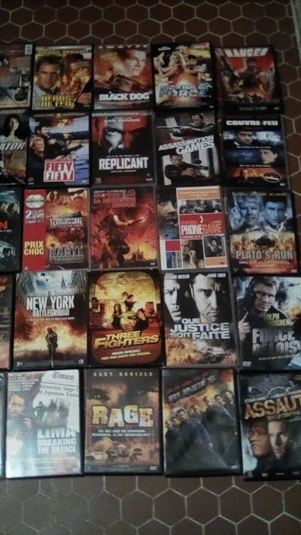 49dvds divers occasion bon &eacute;tat. DVD et blu-ray