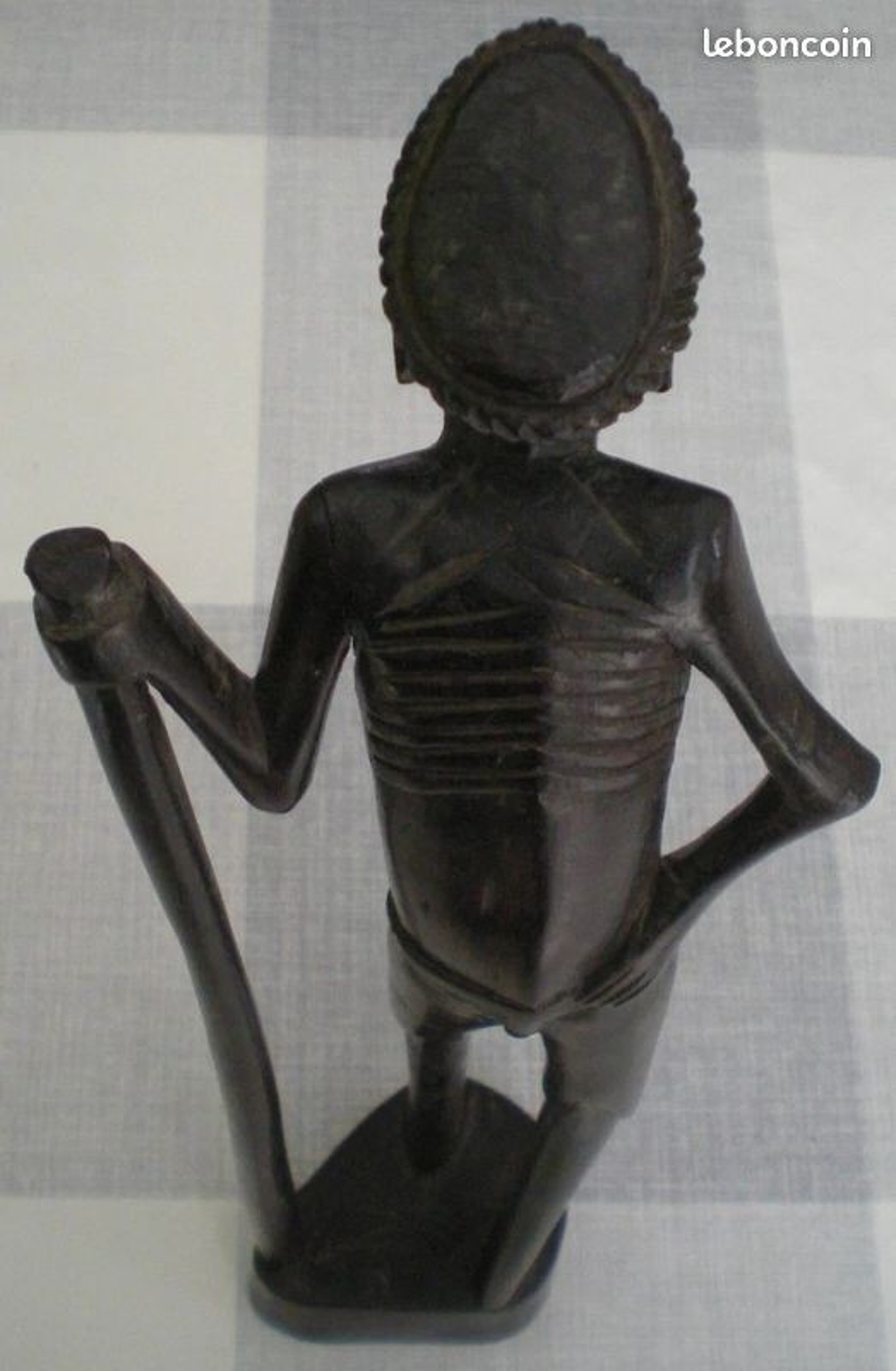 STATUETTE AFRICAINE EN BOIS D'EBENE - ART AFRICAIN 