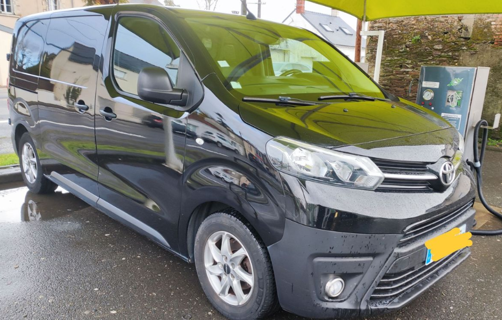 Proace PROACE MEDIUM 115 D-4D BVM6 DYNAMIC 2017 occasion 44120 Vertou