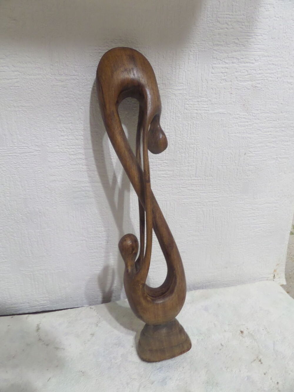 statuette en bois 
Décoration