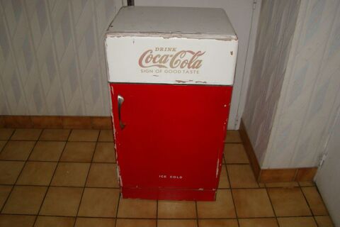 Meuble de rangement Coca-Cola
50 Gargenville (78)