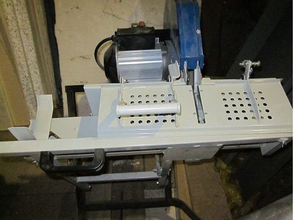 banc de scie &eacute;lectrique Bricolage