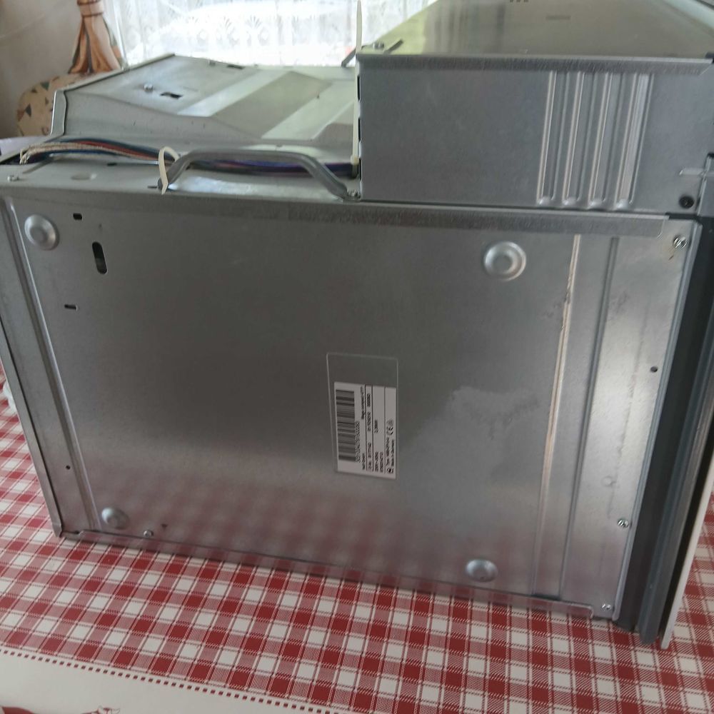 four encastrable neff Electroménager