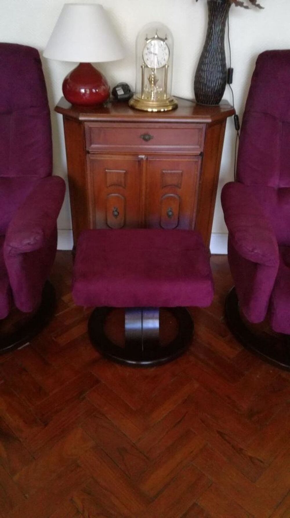 tr&egrave;s beau fauteuils. Meubles