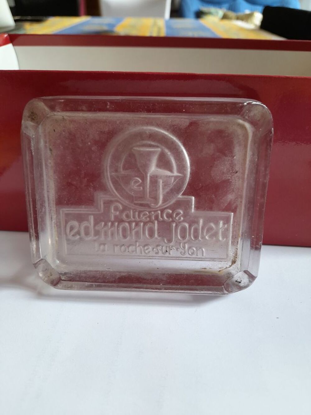 Cendrier fran&ccedil;ais faience 