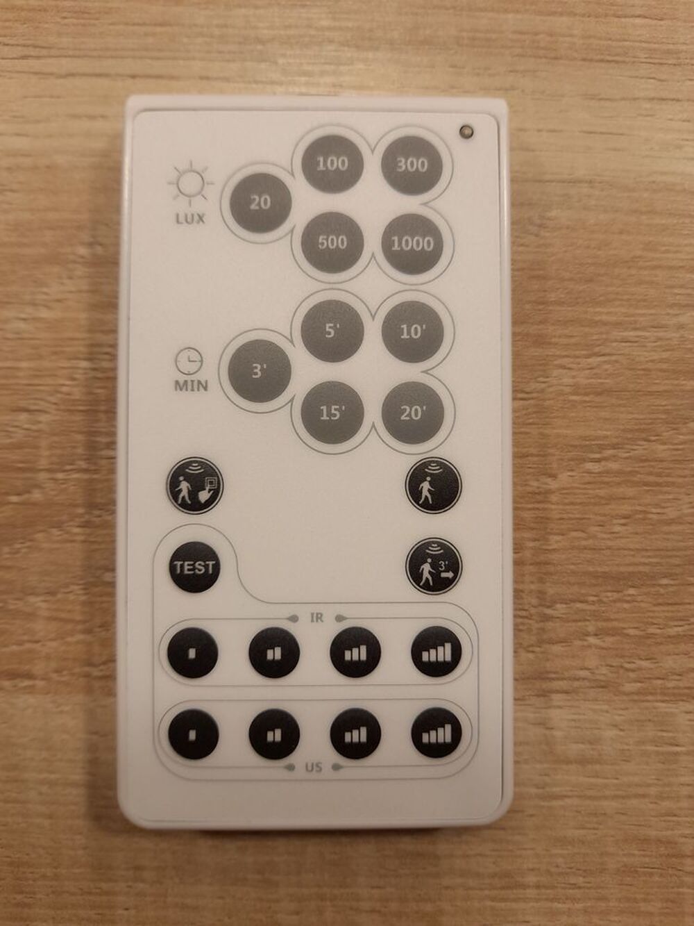 Configurateur de r&eacute;glage LEGRAND pour d&eacute;tecteur EC02 Bricolage