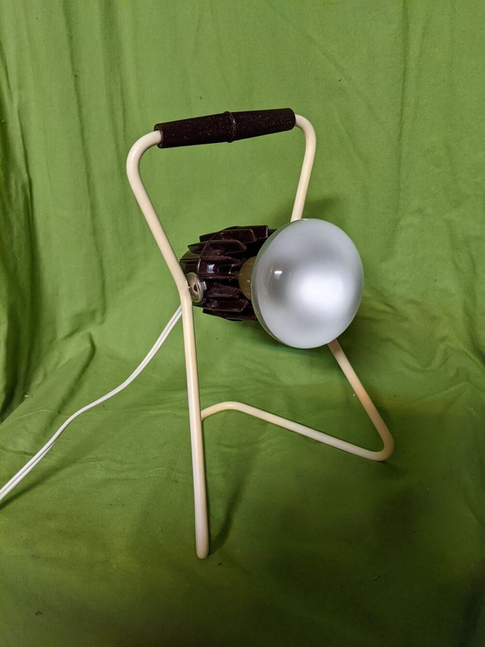LAMPE PHILIPS spot orientable vintage 1970 en bak&eacute;lite et m&eacute; Décoration